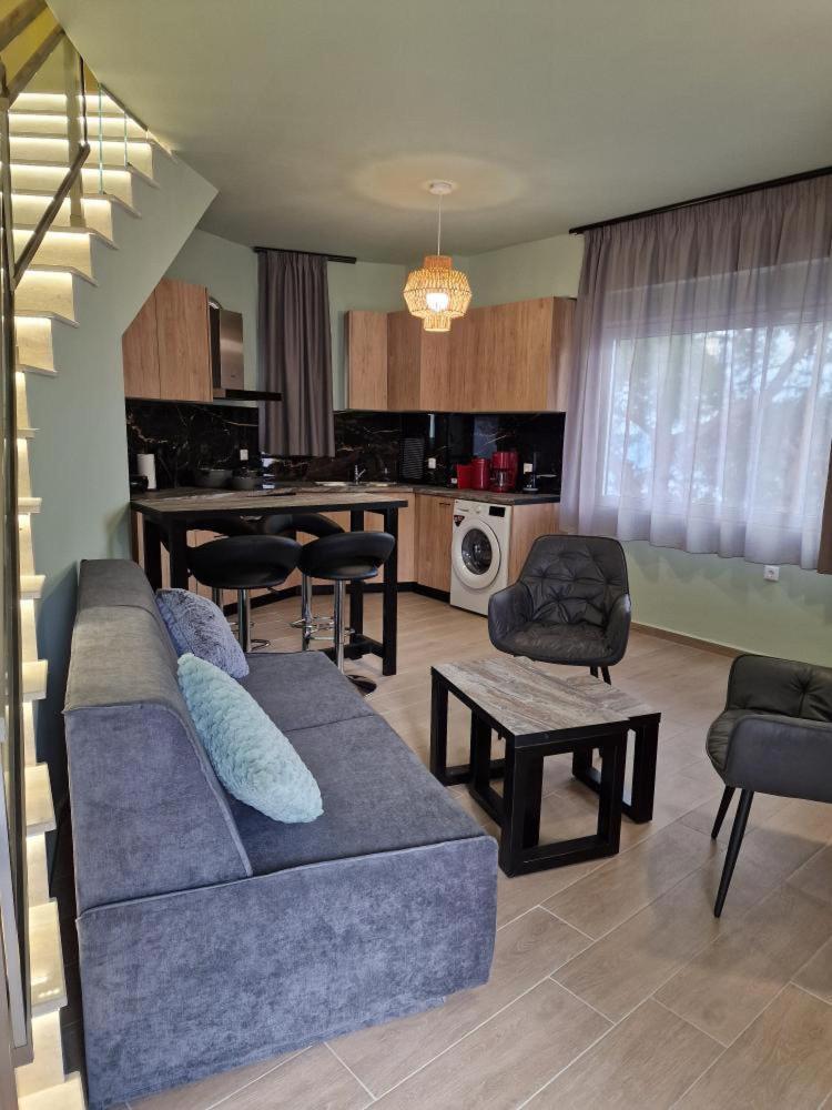 Solymar Prive Apartment Archangelos  Ngoại thất bức ảnh