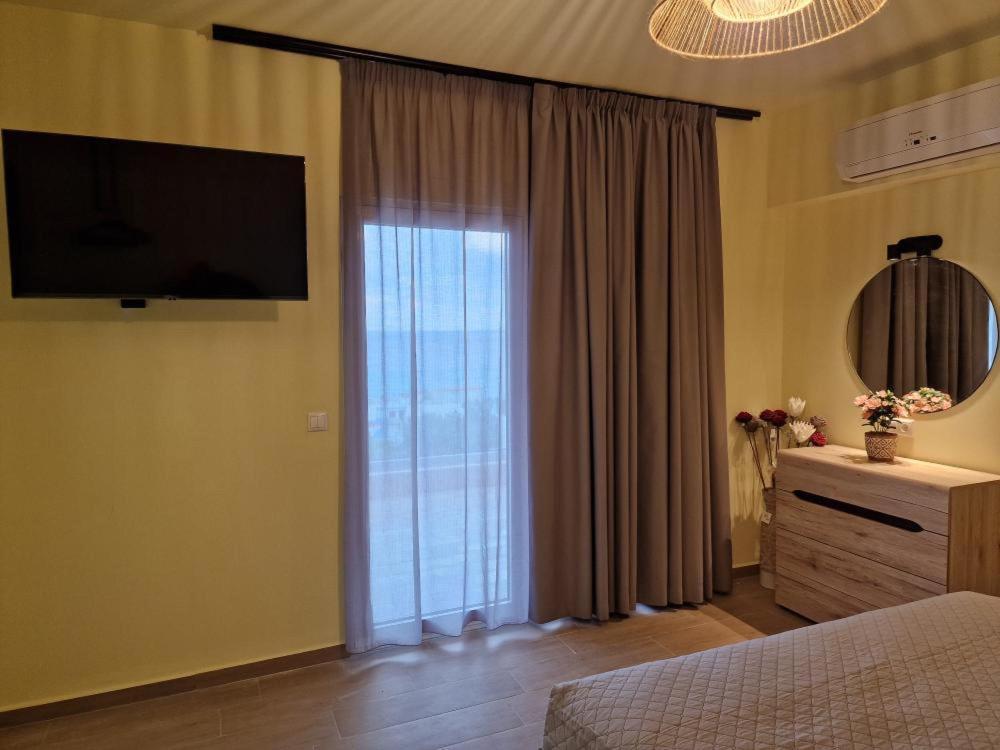 Solymar Prive Apartment Archangelos  Ngoại thất bức ảnh